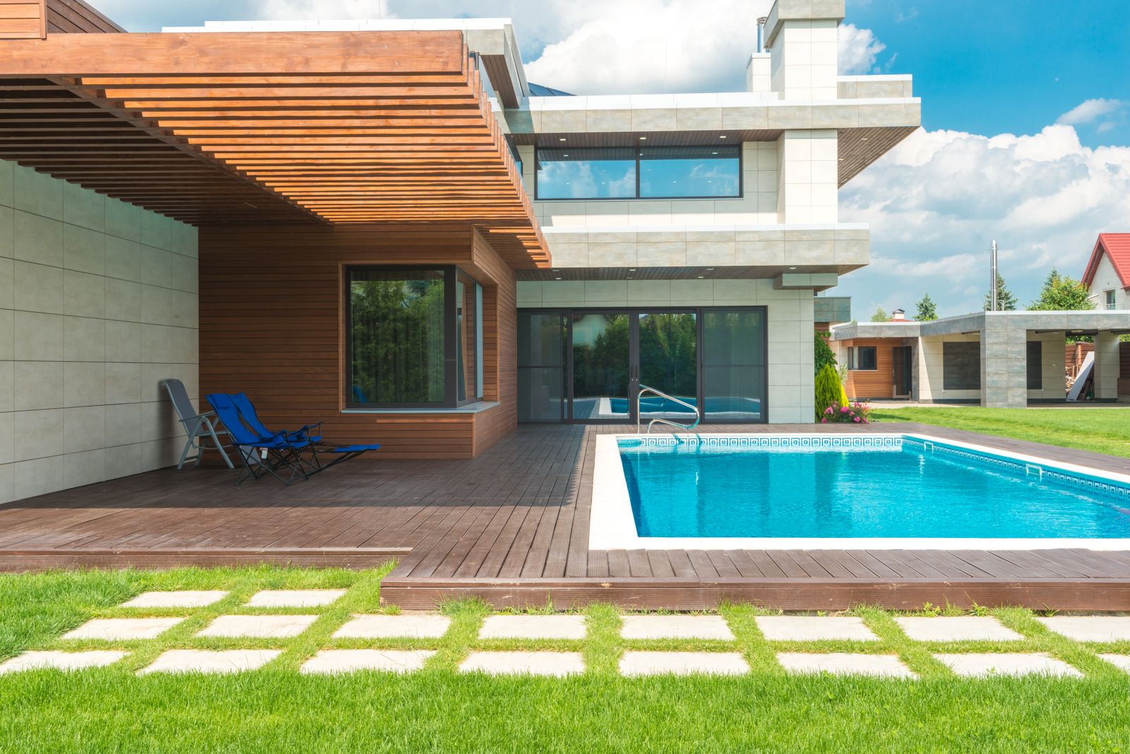 Piscina y exterior de referencia, fotografía de stock